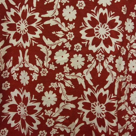 Rebecca Malone Red and White Floral Tee - 2X - Picture 2 of 5